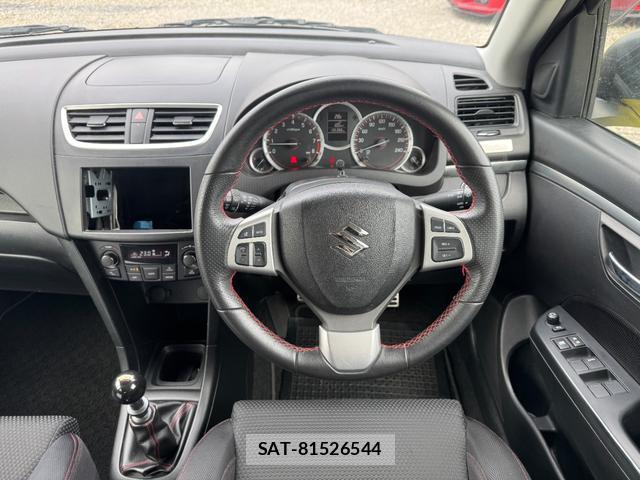 Suzuki SWIFT 2015-10 8009441-17