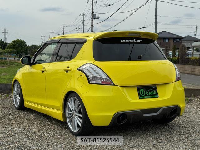Suzuki SWIFT 2015-10 8009441-3