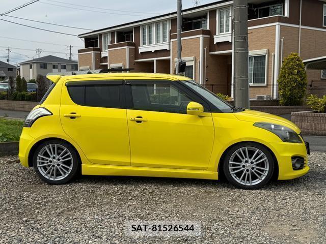 Suzuki SWIFT 2015-10 8009441-6