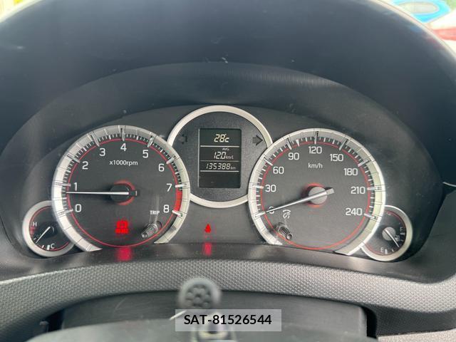 Suzuki SWIFT 2015-10 8009441-9