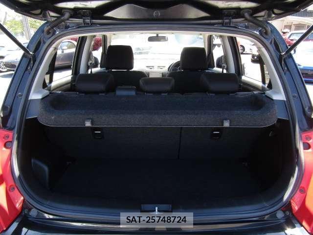 Suzuki SWIFT 2012-07 8009651-1