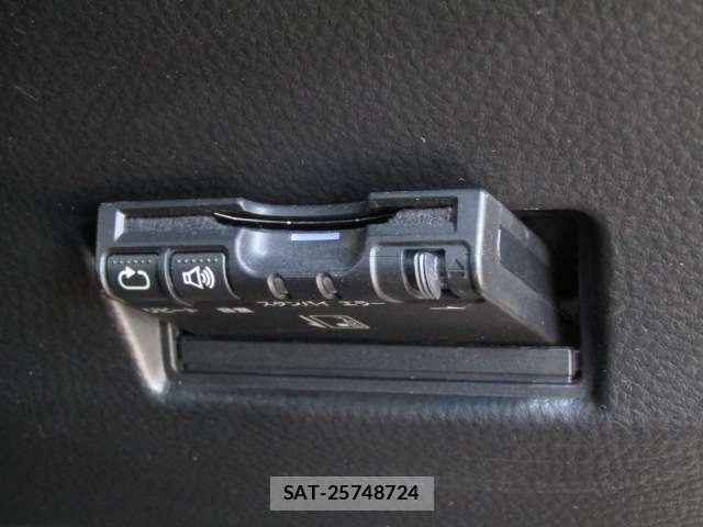 Suzuki SWIFT 2012-07 8009651-7