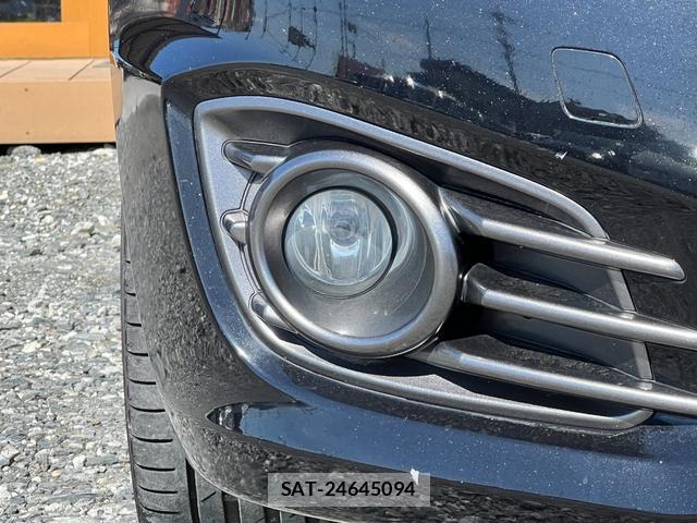 Suzuki SWIFT 2014-01 8009882-11