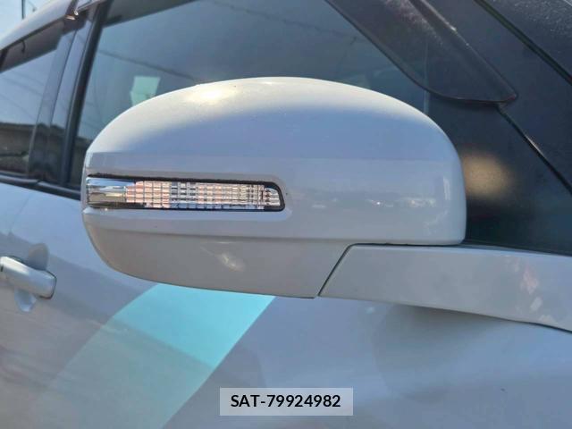 Suzuki SWIFT 2015-03 8010303-14