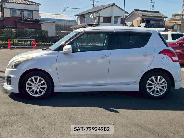 Suzuki SWIFT 2015-03 8010303-2
