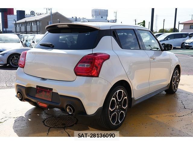 Suzuki SWIFT 2019-06 8010389-1