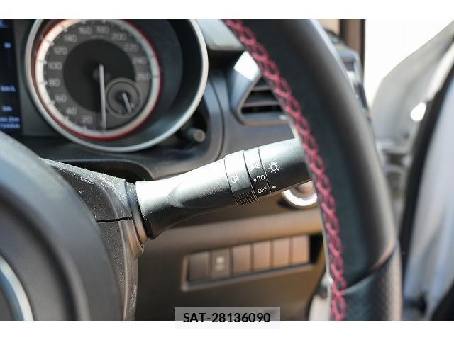 Suzuki SWIFT 2019-06 8010389-11