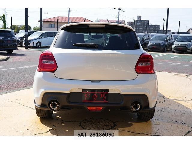 Suzuki SWIFT 2019-06 8010389-17