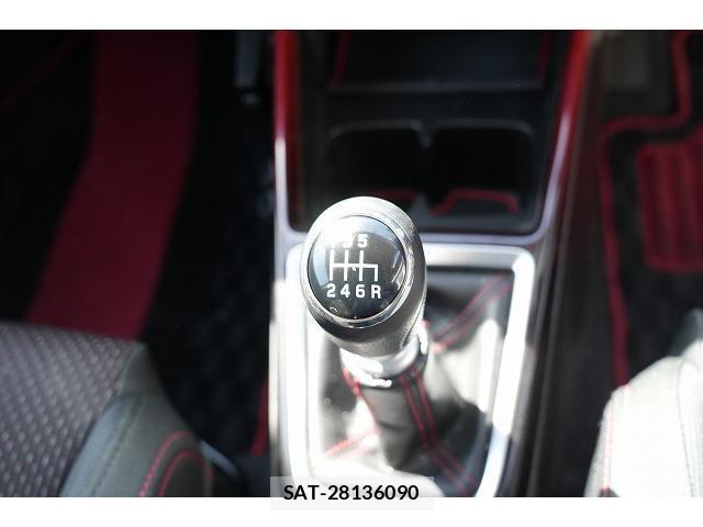 Suzuki SWIFT 2019-06 8010389-3