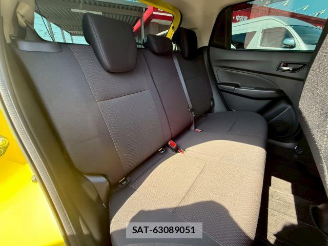 Suzuki SWIFT 2023-06 8010818-11