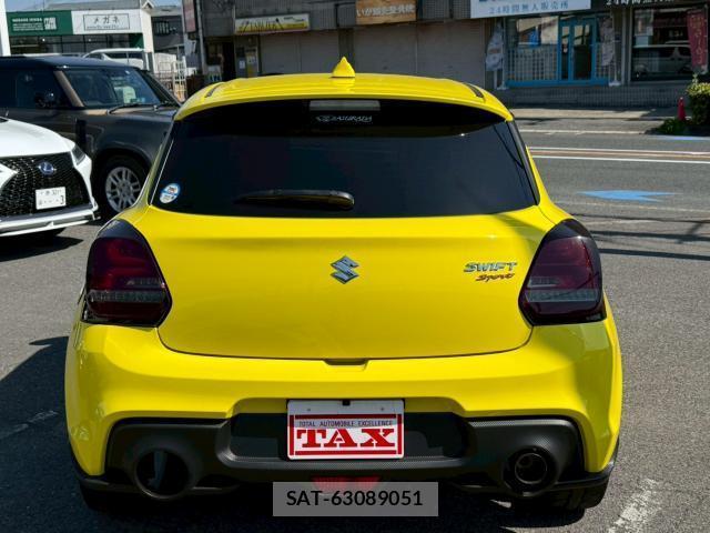 Suzuki SWIFT 2023-06 8010818-13