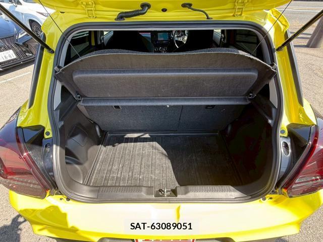 Suzuki SWIFT 2023-06 8010818-14