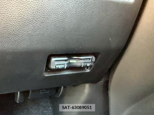 Suzuki SWIFT 2023-06 8010818-8