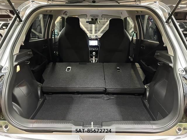 Suzuki SWIFT 2019-06 8010882-19