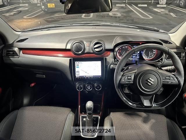 Suzuki SWIFT 2019-06 8010882-2