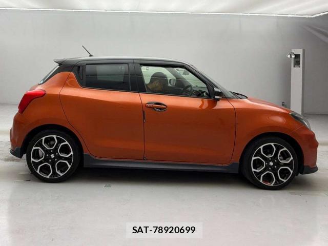 Suzuki SWIFT 2020-11 8011552-8