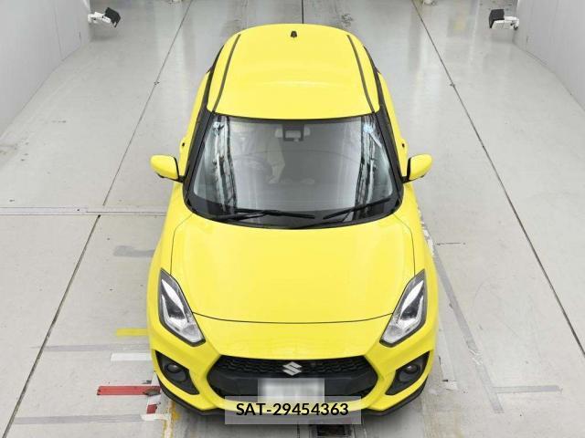 Suzuki SWIFT 2021-04 8011563-10