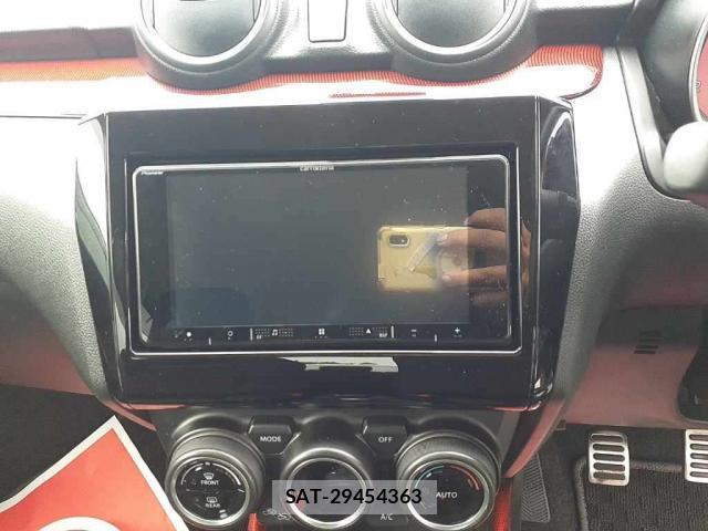 Suzuki SWIFT 2021-04 8011563-5