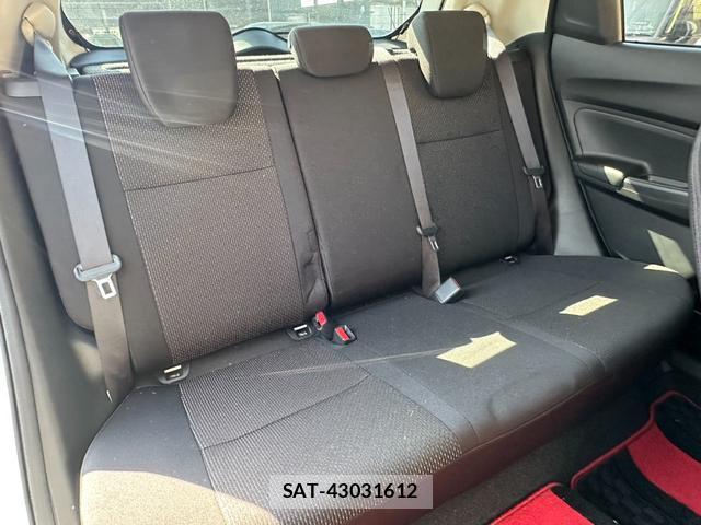 Suzuki SWIFT 2018-09 8011739-13