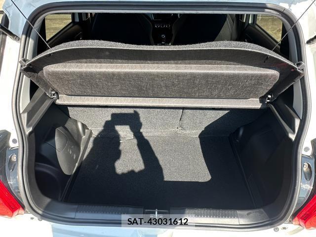 Suzuki SWIFT 2018-09 8011739-14