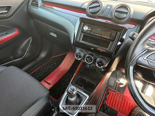 Suzuki SWIFT 2018-09 8011739-15