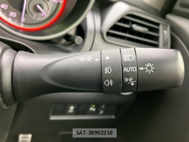 Suzuki SWIFT 2020-12 8012183-15