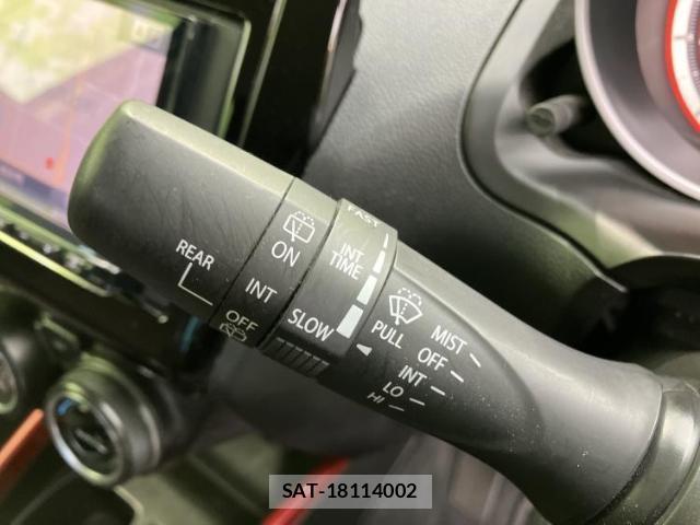 Suzuki SWIFT 2019-03 8012290-14