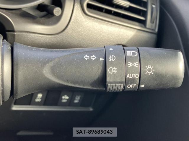 Suzuki SWIFT 2020-03 8012294-15