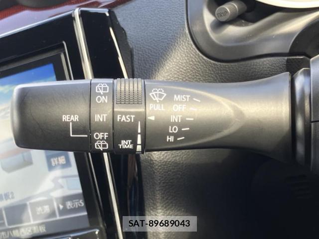 Suzuki SWIFT 2020-03 8012294-16