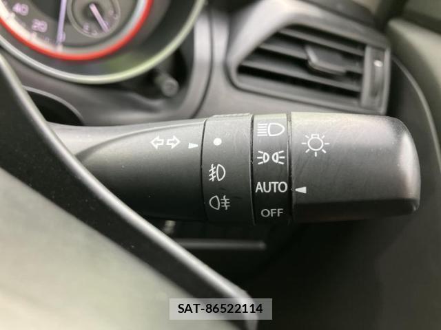 Suzuki SWIFT 2019-07 8012298-15
