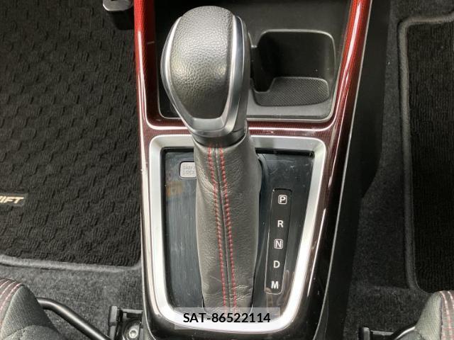 Suzuki SWIFT 2019-07 8012298-17