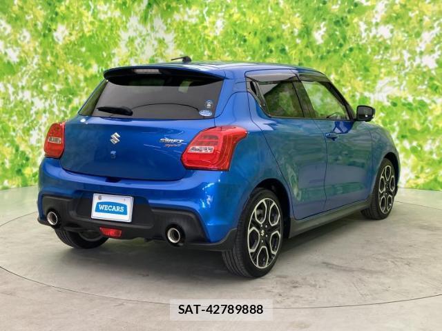 Suzuki SWIFT 2018-01 8012324-2