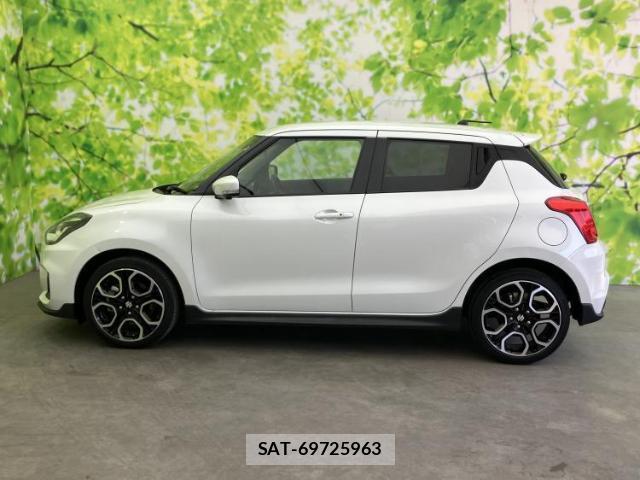 Suzuki SWIFT 2023-02 8012334-1