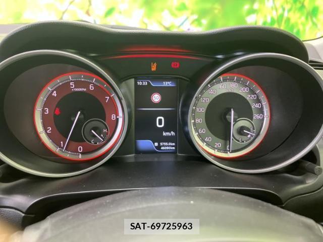 Suzuki SWIFT 2023-02 8012334-13