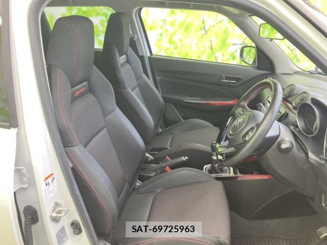 Suzuki SWIFT 2023-02 8012334-4