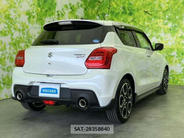Suzuki SWIFT 2019-07 8012389-2
