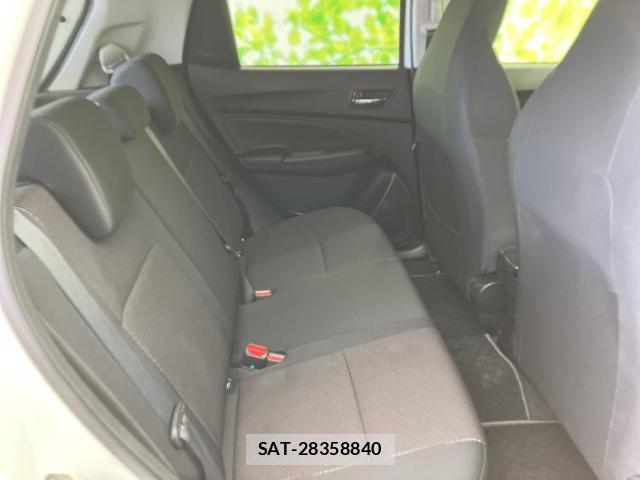 Suzuki SWIFT 2019-07 8012389-4