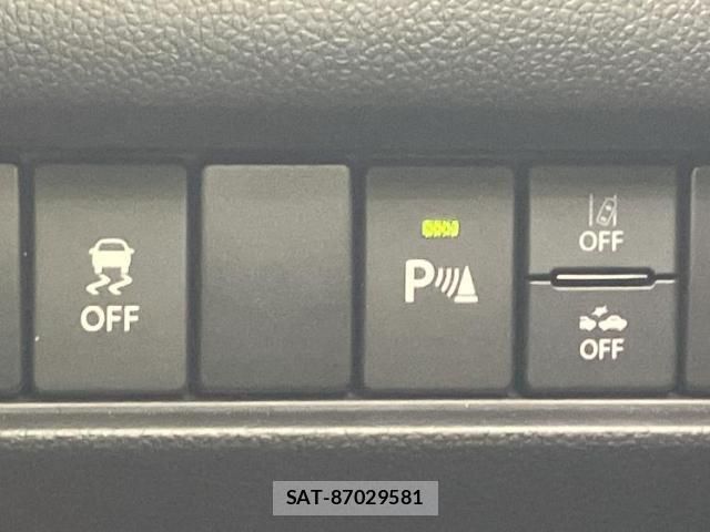 Suzuki SWIFT 2023-12 8012433-17
