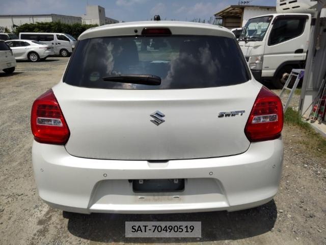 Suzuki SWIFT 2021-06 8005613-1