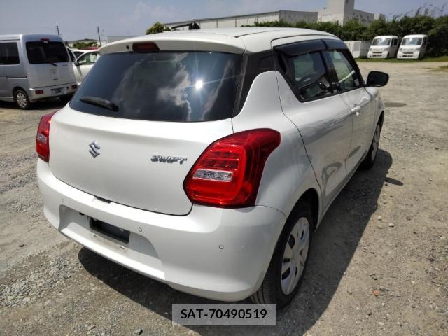 Suzuki SWIFT 2021-06 8005613-4
