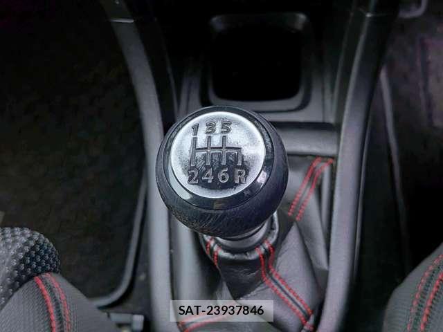 Suzuki SWIFT 2015-10 8006689-5