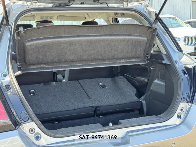 Suzuki SWIFT 2025-08 8007837-11