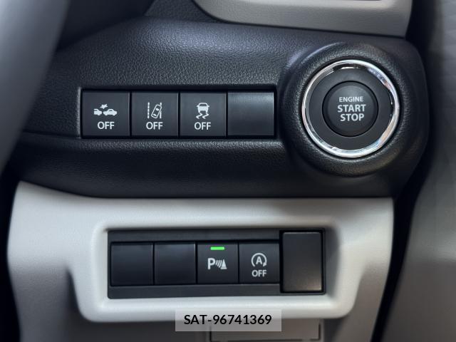 Suzuki SWIFT 2025-08 8007837-8