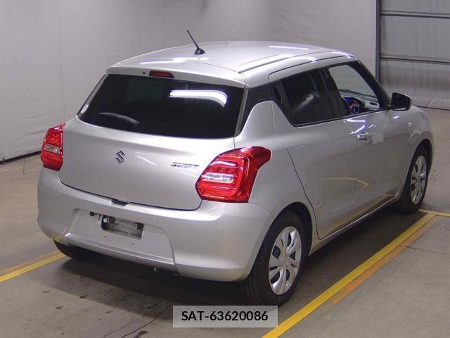 Suzuki SWIFT 2023-04 8008240-1