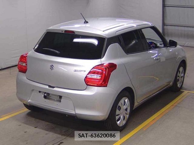 Suzuki SWIFT 2023-04 8008240-4