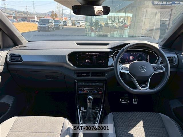 VolksWagen T-CROSS 2023-02 7794626-13