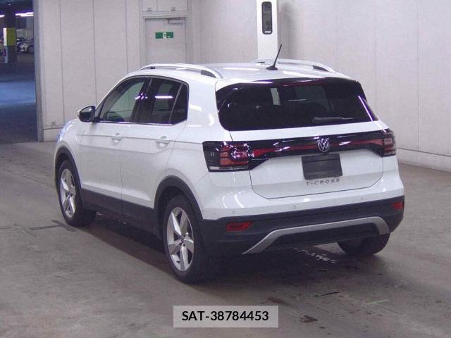 VolksWagen T-CROSS 2021-09 8010283-1