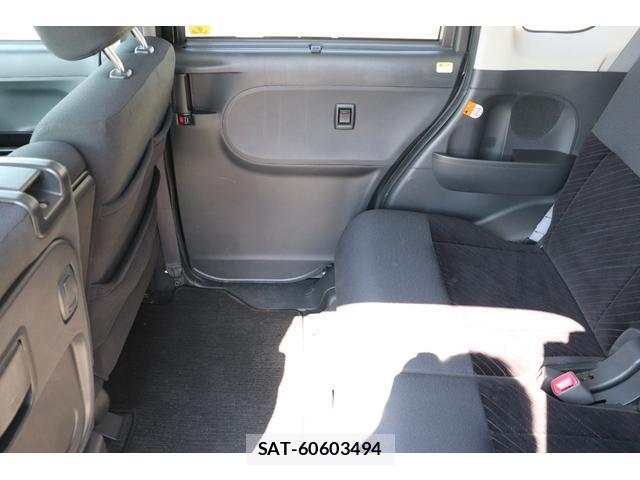 Daihatsu TANTO 2016-08 8002988-11