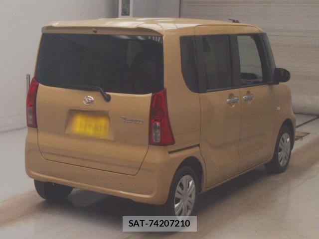 Daihatsu TANTO 2025-10 8004236-4