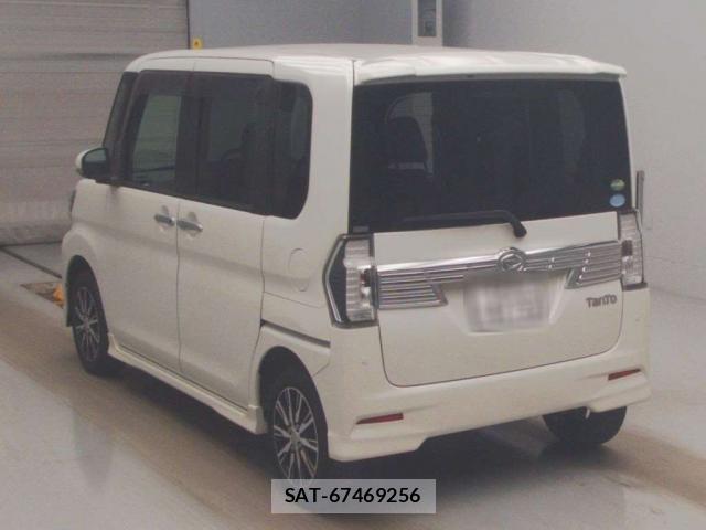 Daihatsu TANTO 2018-09 8004237-1